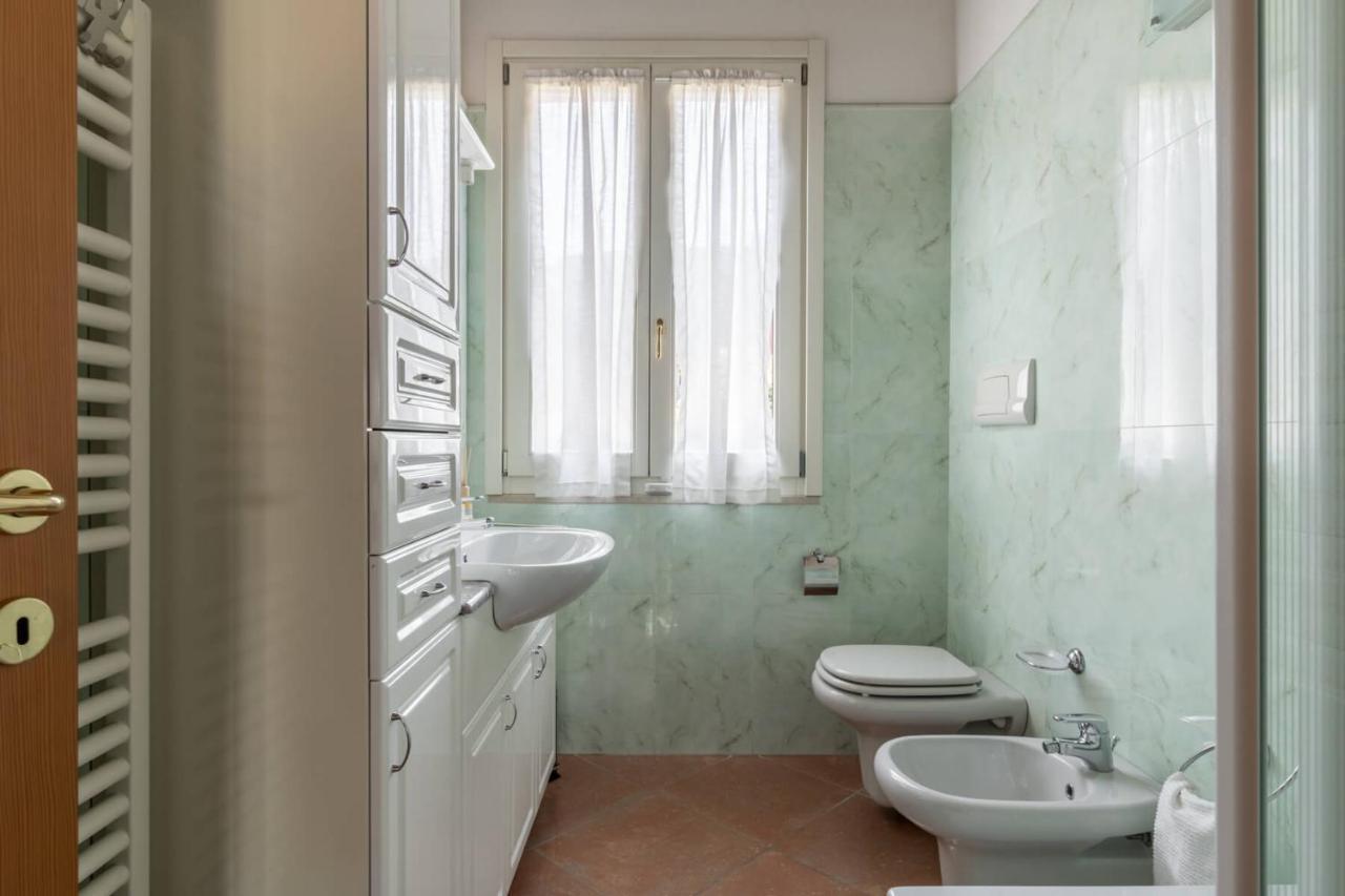 Frank Ronyo Apartamento Desenzano del Garda Exterior foto