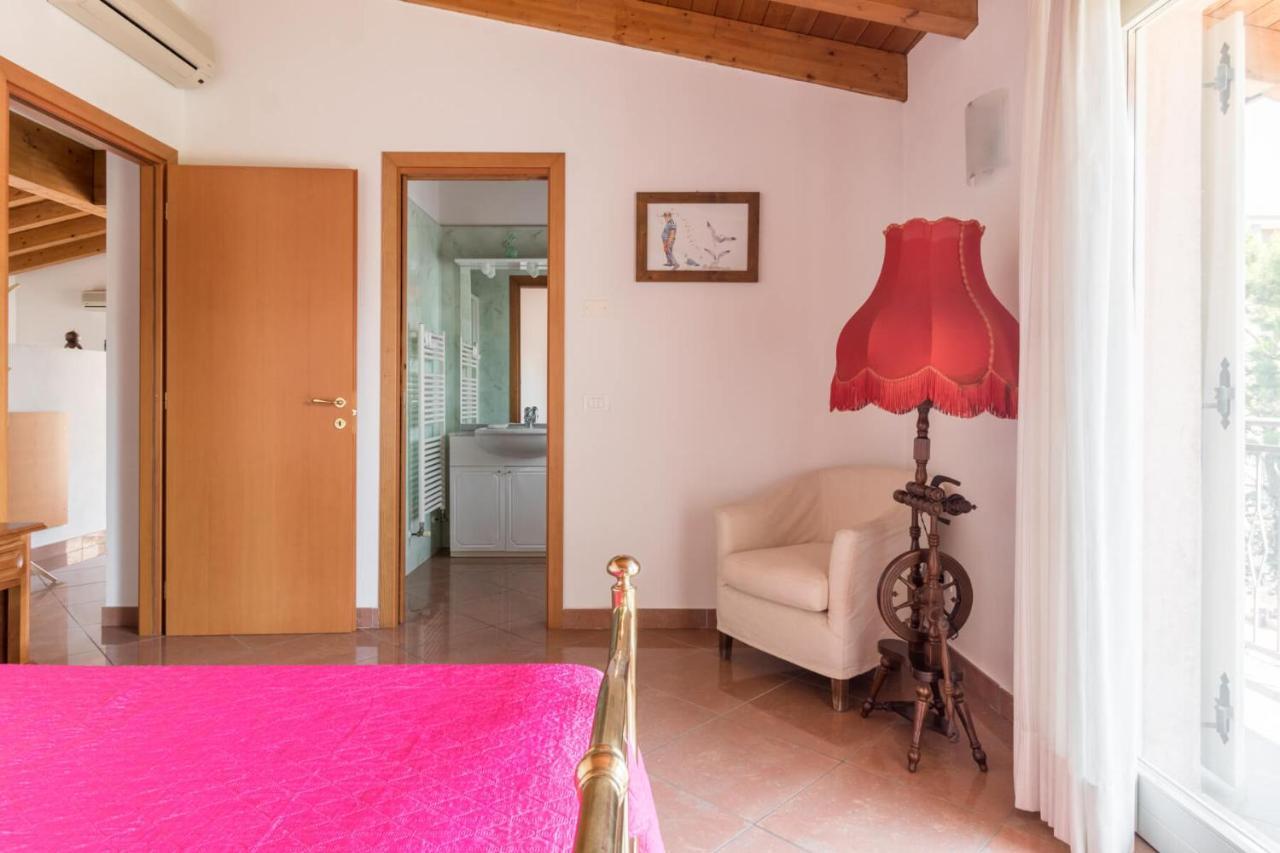 Frank Ronyo Apartamento Desenzano del Garda Exterior foto