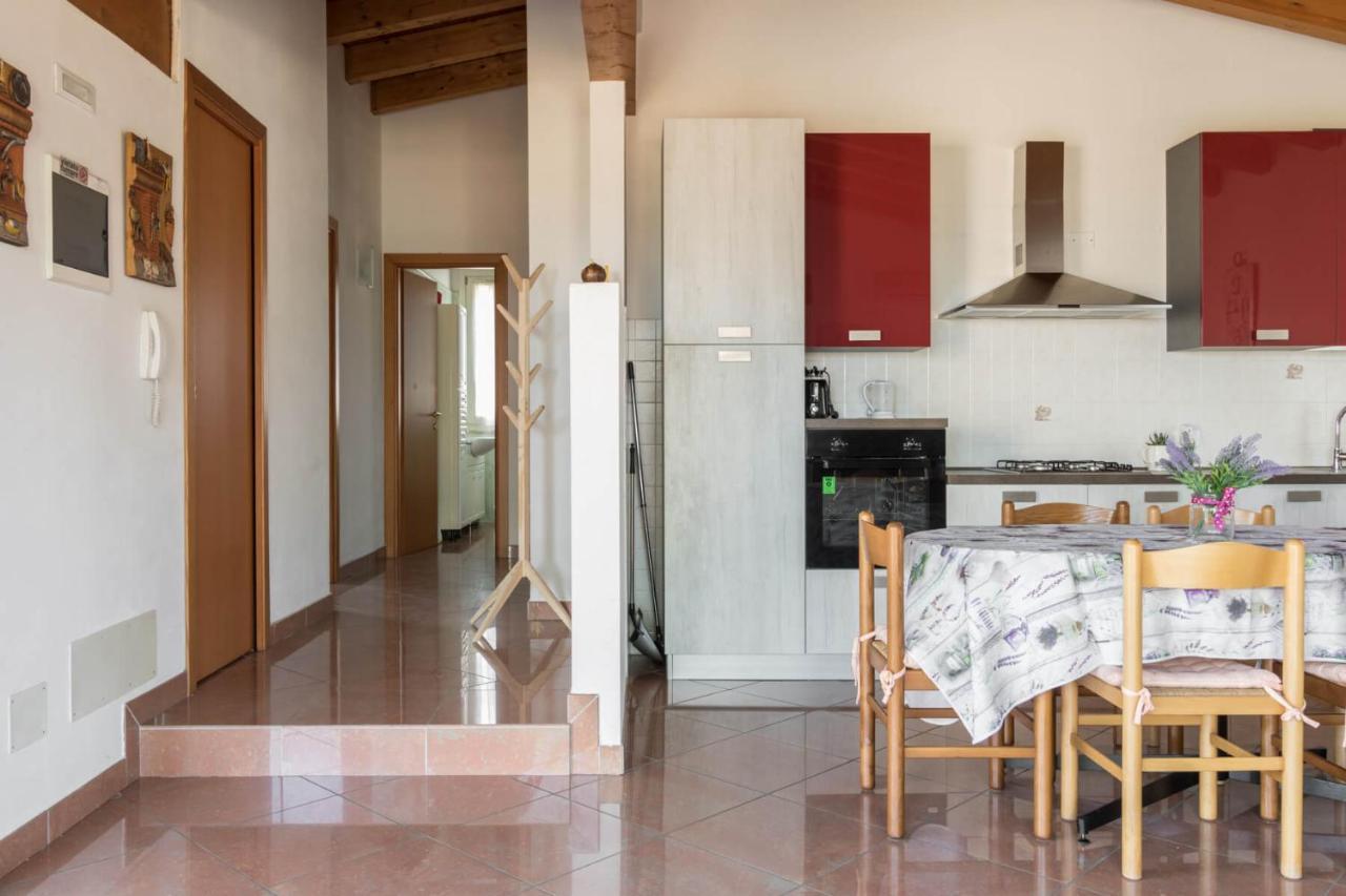 Frank Ronyo Apartamento Desenzano del Garda Exterior foto